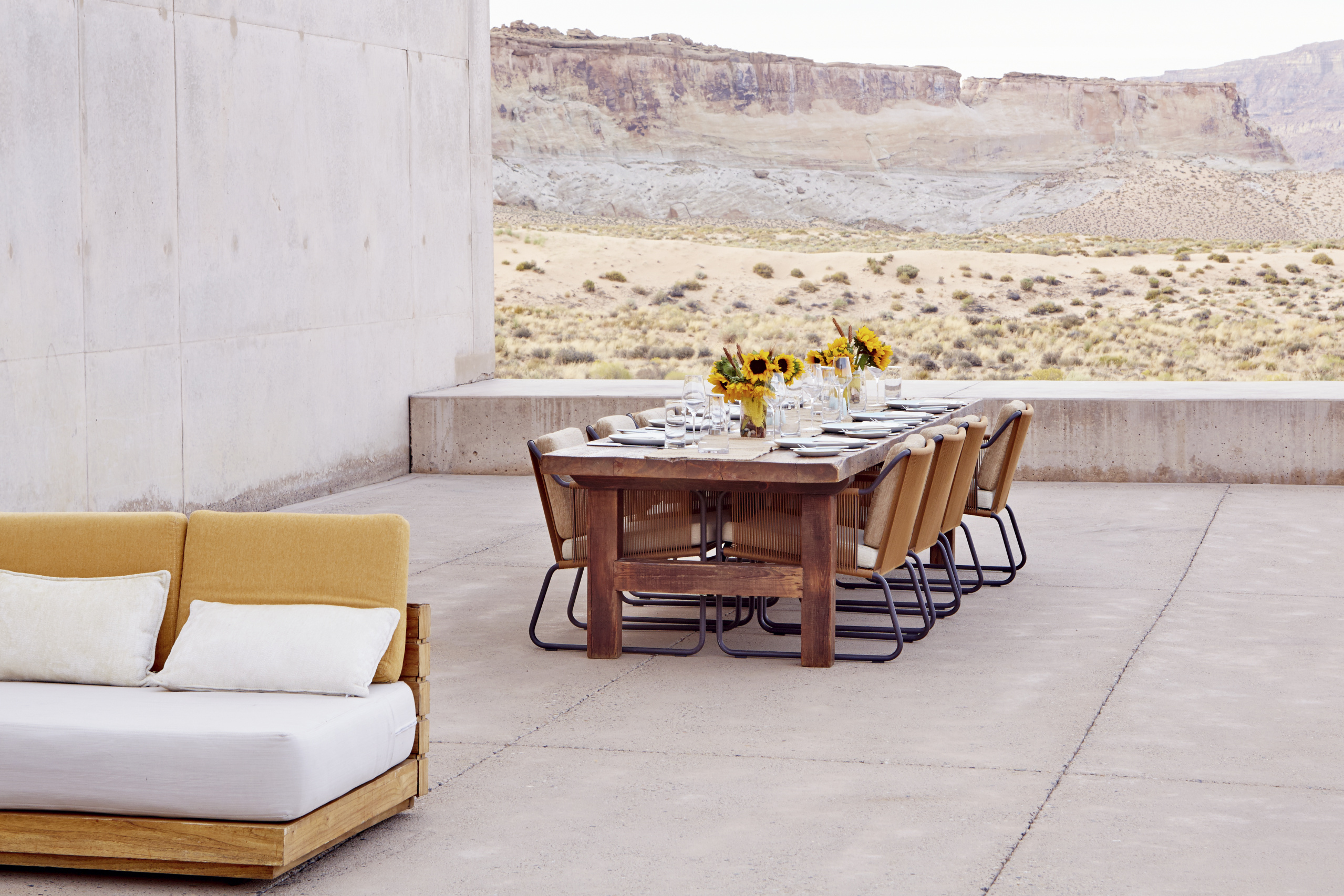 Desert Lounge